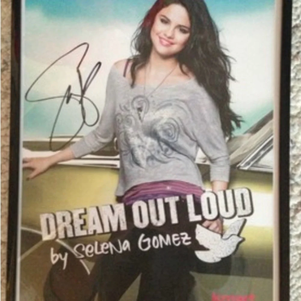 ISO - Picture 2 of 9